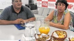 Ricardo Dutra, diretor de Administração Funerária, e a assessora Isabel Cristina Monteiro participam do Café JC