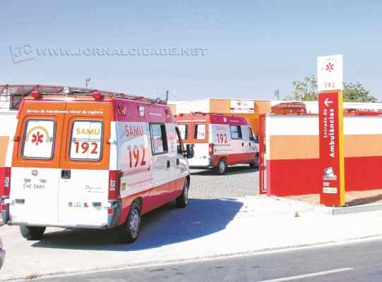 Idoso estava em uma moto e morreu três dias depois de colisão com caminhonete. Samu socorreu vítima na ocasião