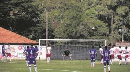 Os jogos da ida das semifinais acontecem neste próximo domingo, dia 25 de outubro