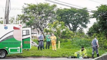 MORTE NA RODOVIA: o pedreiro Edir Faria, de acordo com as autoridades, sofreu um ataque do coração e acabou morrendo. A família não pensa assim