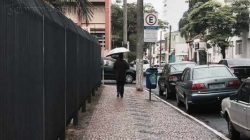 A terça-feira (3) começou com chuva fraca em Rio Claro
