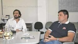 Júlio Monfardini e Henrique Guimarães conversam com o jornalista durante entrevista especial feita ao Grupo JC