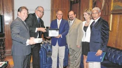 Abaixo-assinado foi entregue ao governador Alckmin