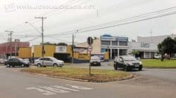 VAMOS RESPEITAR? O trânsito é feito por todos. Daí a necessidade de respeitar as leis