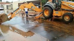 Equipes trabalham no Alto do Santana