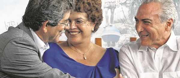 Em 2010, prefeito Du Altimari cumprimenta o presidente da Câmara, Michel Temer, e a candidata Dilma Rousseff (Arquivo)