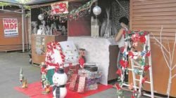 Diversos produtos de diferentes materiais estão sendo comercializados na Rua 1, no Centro