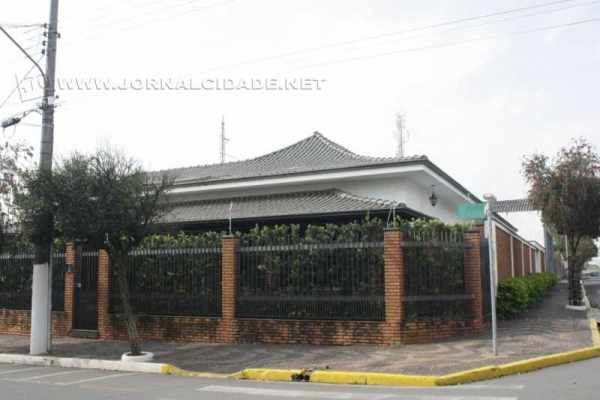 Câmara de Cordeirópolis passa a funcionar em novo prédio na R.Carlos Gomes