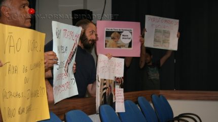 Aprovação da Taxa de Iluminação na Câmara de Vereadores de Rio Claro gerou protestos durante todo o segundo semestre