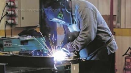 Nível de emprego na indústria da região apresentou resultado negativo em novembro (Foto: David Alves/Palácio Piratini)