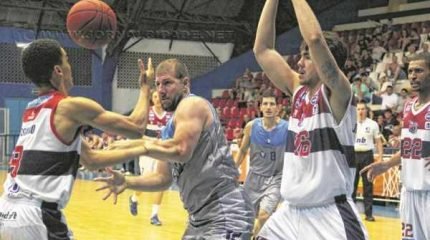 RC atendeu aos pedidos da torcida e mostrou raça e vontade para vencer o jogo no Felipão