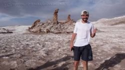 O publicitário Caio Tralba partiu sozinho para o Chile e se aventurou pelo deserto do Atacama; o jovem fez um diário da viagem