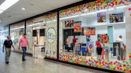 As vendas acontecem no shopping Rio Claro de segunda a sábado, das 10 às 22 horas, e aos domingos das 13 às 19 horas