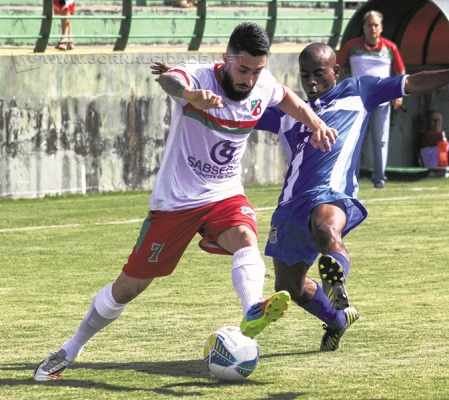 Leleco jogou pelo Velo Clube nas temporadas de 2013, 2014 e 2015 e marcou oito gols. Atacante já fez treinos no Benitão