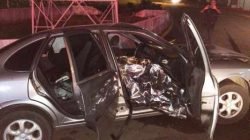 Veículo Vectra ficou parcialmente destruído após acidente