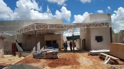 Imóvel está sendo construído em parceria com a empresa COSAN - Rumo Logística, estabelecida no município