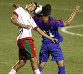 O jogo foi bastante equilibrado e sem muitas chances de gol (Foto: Ricardo Trida/DGABC)