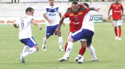 Em primeiro tempo desastroso, Rubro-Verde sofre os dois gols, melhora no segundo, mas sofre a segunda derrota seguida na A-2