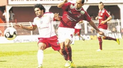 Na estreia, o Velo Clube teve, além do gol, mais duas chances claras de balançar as redes e ataque agradou a João Vallim