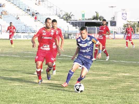 Contra o Audax, o Galo Azul jogou sem padrão e tática, apenas na correria do ataque