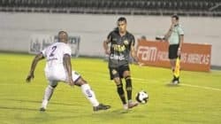 Na estreia, jogando no Schmidtão, o Rio Claro FC empatou por 2 a 2 com o Capivariano