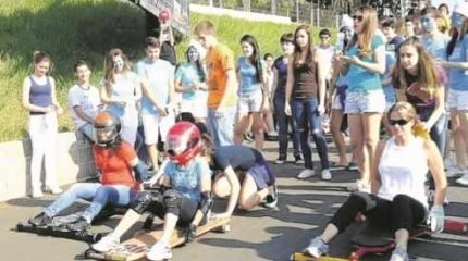 Prova será dividida em duas categorias: Alegoria, com carros temáticos, e a Corrida entre os alunos