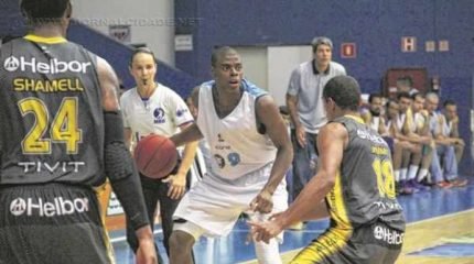 Em semana decisiva, time rio-clarense faz seus dois últimos jogos da primeira fase longe do Felipão