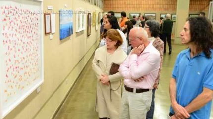 Comissão Organizadora convidará artistas plásticos de tendências acadêmica e contemporânea de renome para constituírem o Júri do Salão que se reunirá no dia 1º de maio para avaliar, classificar e premiar as obras inscritas