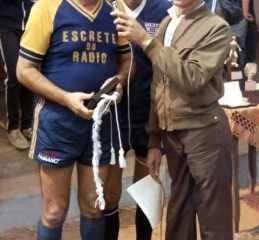 Roque Arthur (à direita) quando da inauguração já na Avenida 1, em 1957; abaixo, com Fiori Gigliotti