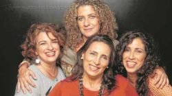 Maicira Trevisan, Ana Cláudia César, Paola Picherzky e Miriam Cápua formam o tradicional grupo musical “Choronas”