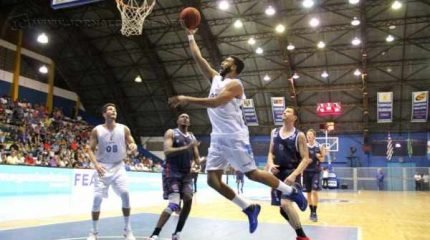 Confronto está empatado em 1 a 1 na série melhor de cinco jogos. Terceira partida será nesta sexta-feira (8), às 20h, no ginásio Felipe Karam.