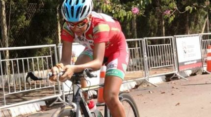 A atleta Jessica Aline Tosta, da categoria Junior Feminino, integra a equipe rio-clarense (Foto: Natalia Varela)