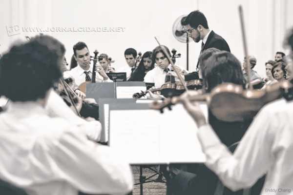 A Orquestra Experimental apresentará obras de consagrados compositores, como Mozart e Sibelius