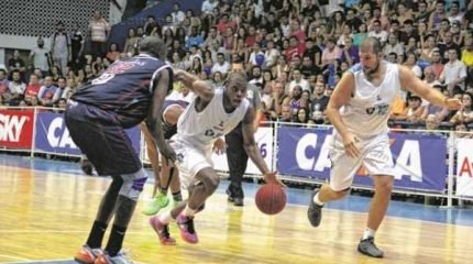RC Basquete terminou como a segunda melhor da primeira fase, sofrendo 73,54 pontos por partida