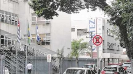 Julgamento dessa terça-feira (26) decidiu pela condenação do réu a dois anos de prisão em regime aberto. Ele tentou assassinar conhecido de infância no ano de 2014