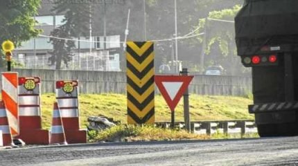 Artesp diz que concessionária responsável pelas obras reforçou a sinalização no trecho. No entanto, motorista atenta para reforço de placas em trecho posterior às obras