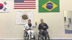 O atleta rio-clarense Yves Carbinatti ao lado do também lutador Brian Freeman, que o convidou para treinar nos Estados Unidos
