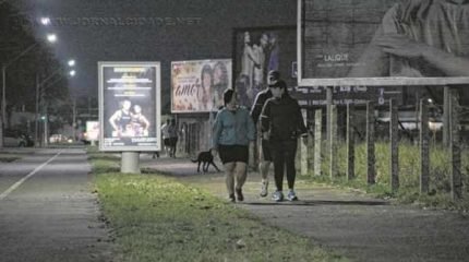 Uso de roupas adequadas é fundamental para realizar atividades físicas com temperaturas mais baixas