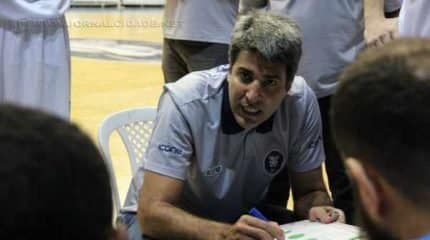 Dedé chegou na sexta rodada e tirou o time da lanterna, classificando-o pela primeira vez aos playoffs, chegando às quartas de final