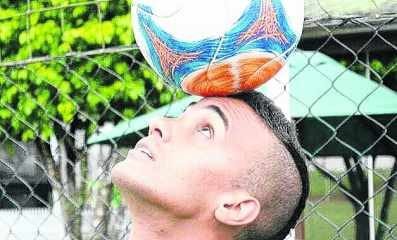 Odair Lucas [zagueiro], Paulo Vitor [goleiro], Samuel [meia] e Medina [atacante] somam força ao elenco do Galo Azul comandado pelo técnico Sérgio Guedes