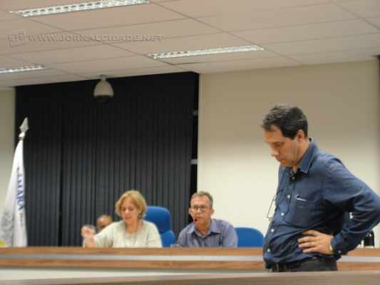 O superintendente do Instituto de Previdência de Rio Claro (IPRC), Lineu Viana, durante prestação de contas na Câmara Municipal