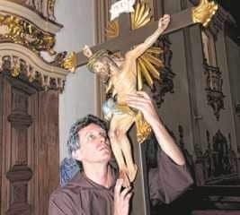 Filme foi gravado em Rio Claro e também em Santa Gertrudes, Piracicaba e São Paulo; DVDs estão à venda na sessão e na paróquia