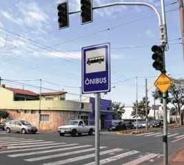 A instalação dos equipamentos atende à reivindicação dos moradores dos bairros da região do NAM