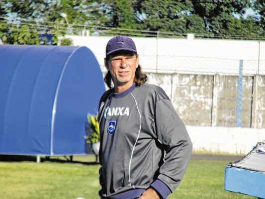 CONFIANÇA: Galo Azul vem realizando uma série de jogos-treino; na última segunda-feira (27) empatou por 0X0 com o Mogi Mirim