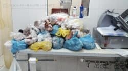 Os alimentos apreendidos na região do Grande Cervezão foram inutilizados e descartados