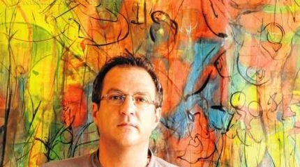 Monaco é original e desde o início de sua carreira as cores e as formas se repetem em suas obras