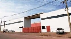 O Sindicato dos Trabalhadores nas Indústrias da Construção e do Mobiliário diz que empresa alegou não ter recursos para pagar integralmente rescisão dos 223 demitidos