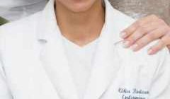 DEDICAÇÃO - A enfermeira Celia Regina de Almeida Barbosa trabalha na área da saúde há 22 anos