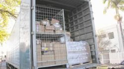 Carroceria de carreta carregada com milhares de remédios foi recolhida em RC