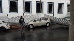 Veículos foram atingidos por tapume de lata que protege entorno de museu